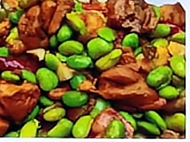毛豆鸡杂盖浇饭