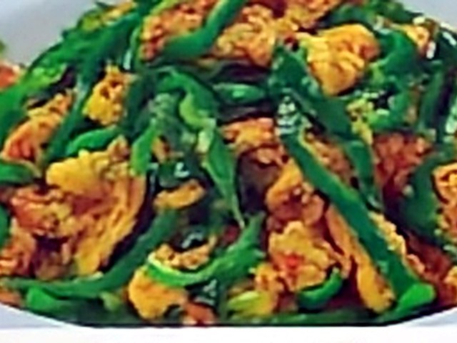 青椒鸡蛋盖浇饭